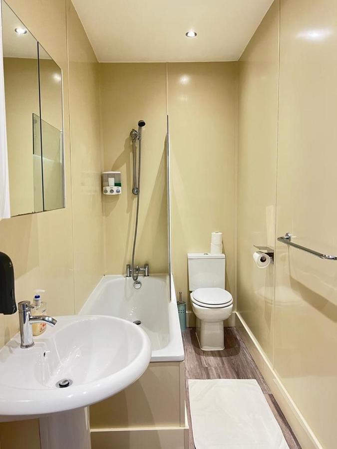 Апартаменты Entire New Flat With View To River Yare, H7 Грейт-Ярмут Экстерьер фото