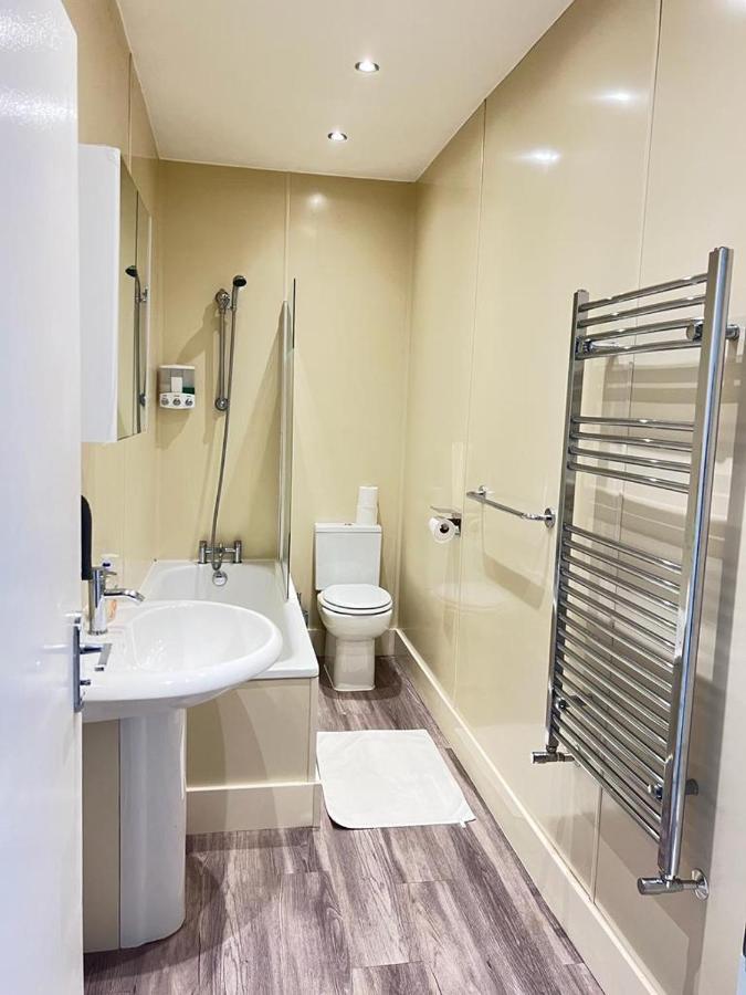 Апартаменты Entire New Flat With View To River Yare, H7 Грейт-Ярмут Экстерьер фото